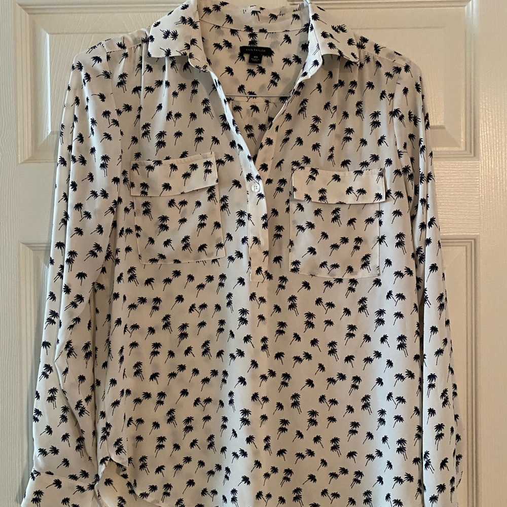 Ann Taylor Ivory Top with Navy Palm Design